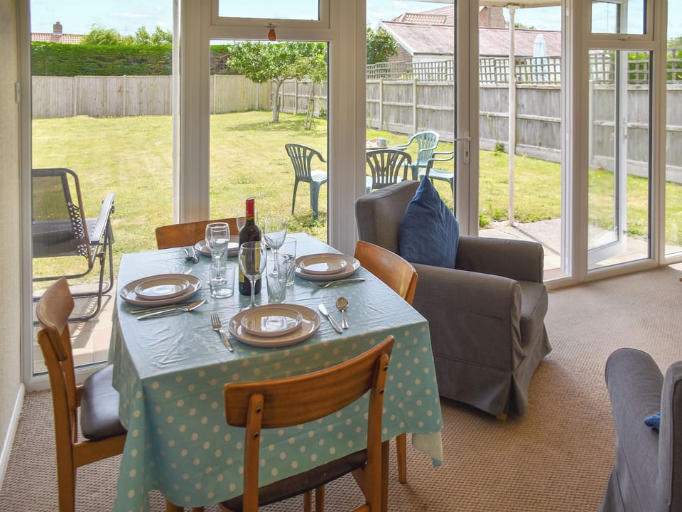 Open plan living space | Cedar Bungalow, Bacton