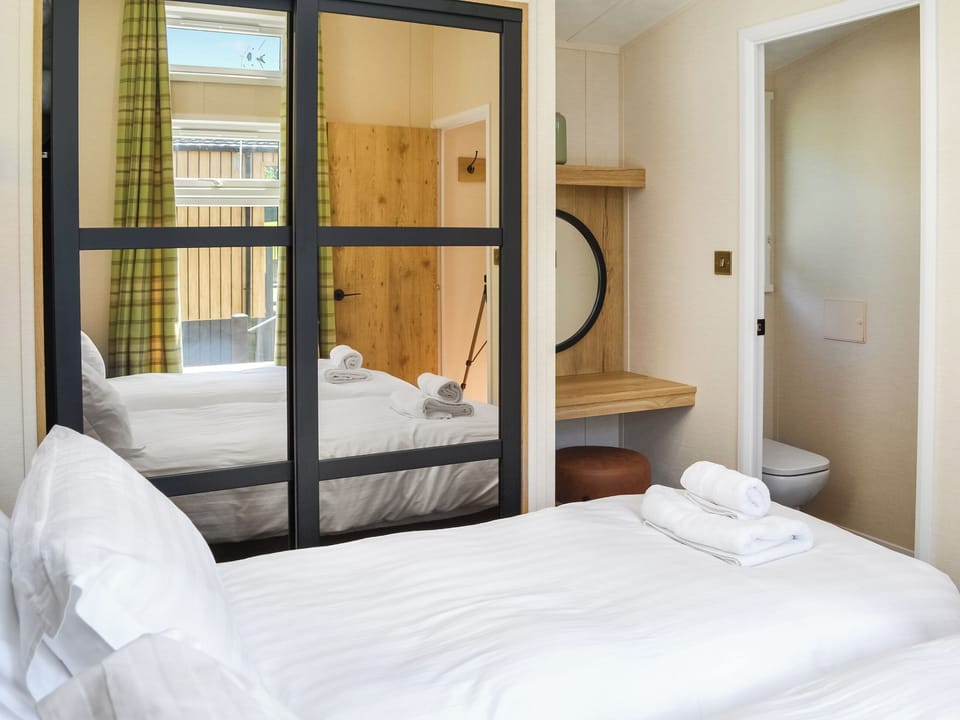 Twin bedroom | Fairways Retreat 2 - Cottingham Parks, Cottingham