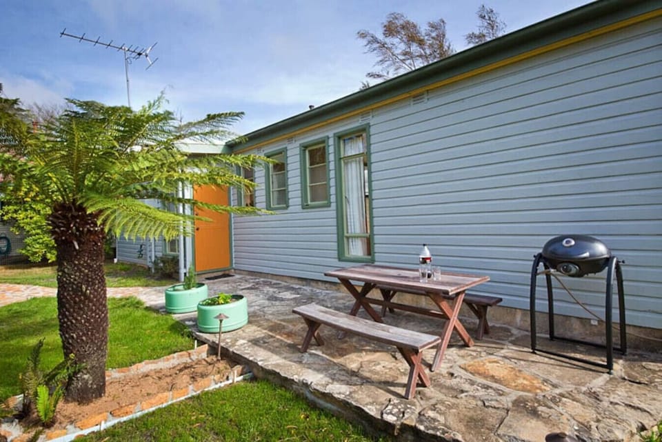 Garden area with BBQ