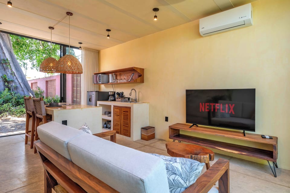 Living Area / Kitchen