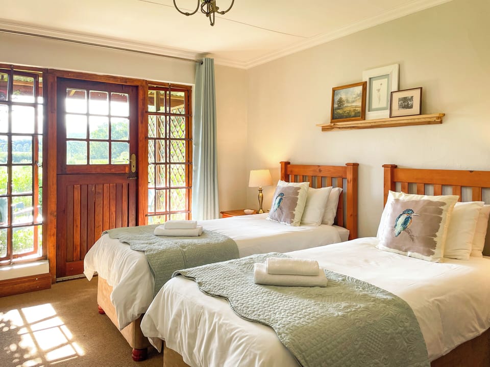 Twin Room, Balcony, Mountain View | Soundproofing, free WiFi