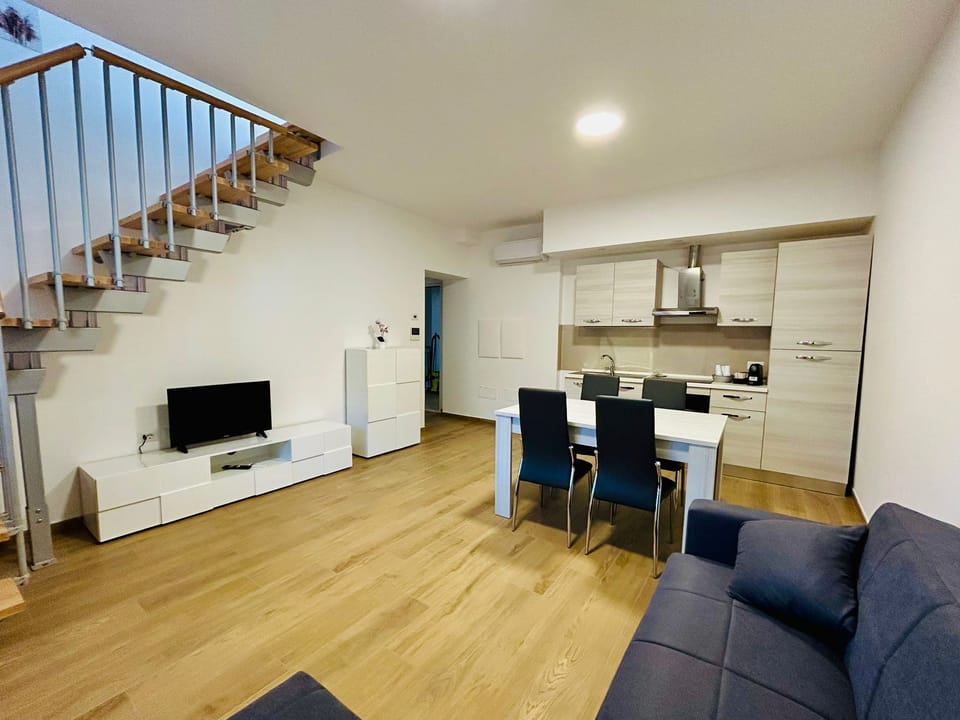 Deluxe Apartment | Private kitchen