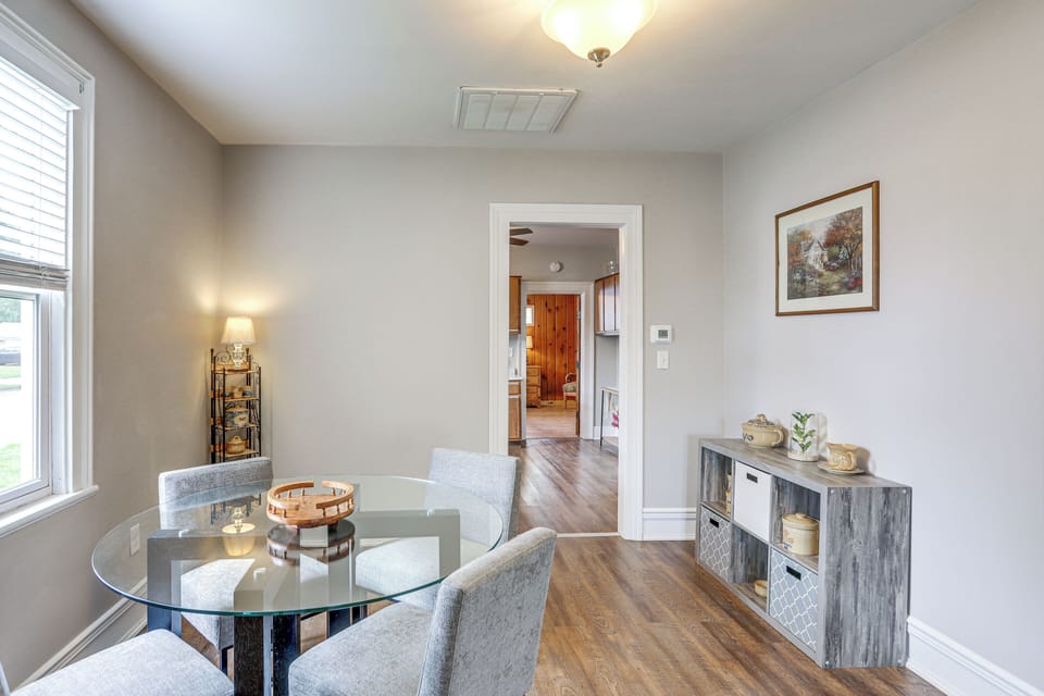 House (3 Bedrooms) | Interior