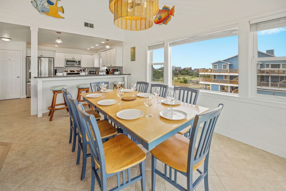 Surf or Sound Realty - 1226 - Ocean's 31 - Dining Area -1