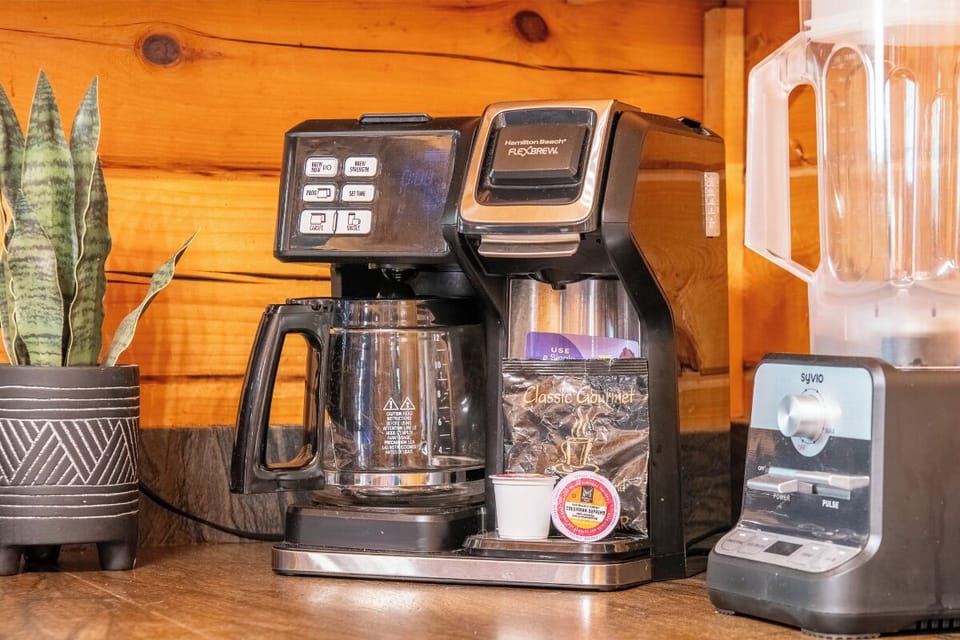 Sharp Dressed Bear's fully-equipped kitchen