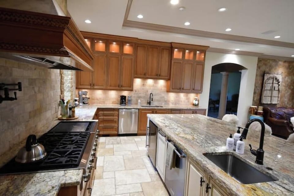 Private kitchen