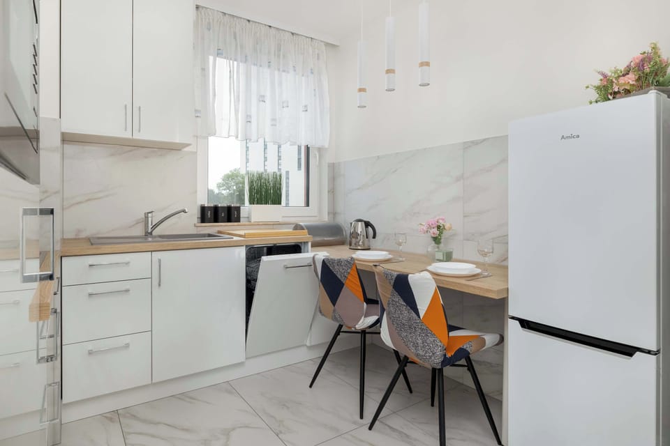 The kitchen also has a dining area that can ideally serve as a meeting place or a place for shared meals.