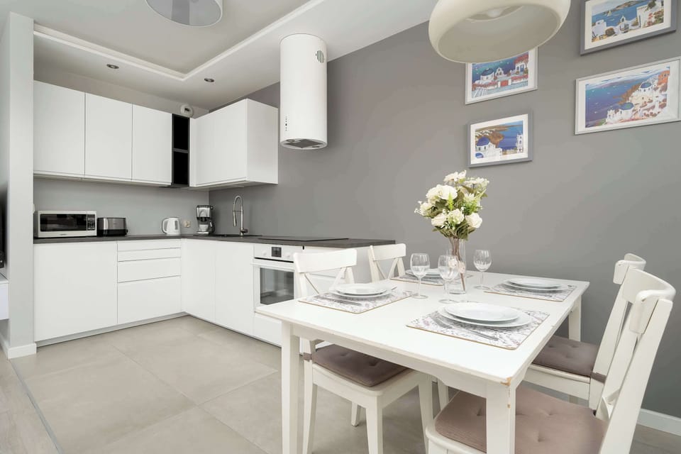The kitchenette's practical layout maximizes space and functionality.