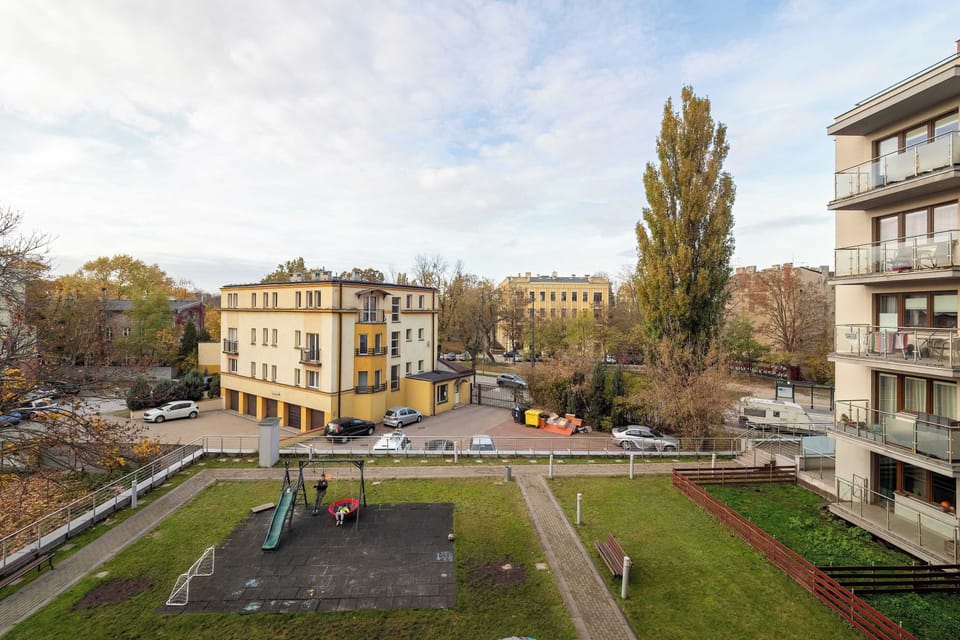 The view from the balcony of the neighborhood.