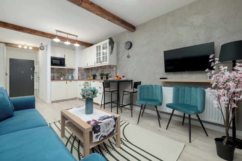 Unwind on the comfortable sofa that can be converted into double bed.
