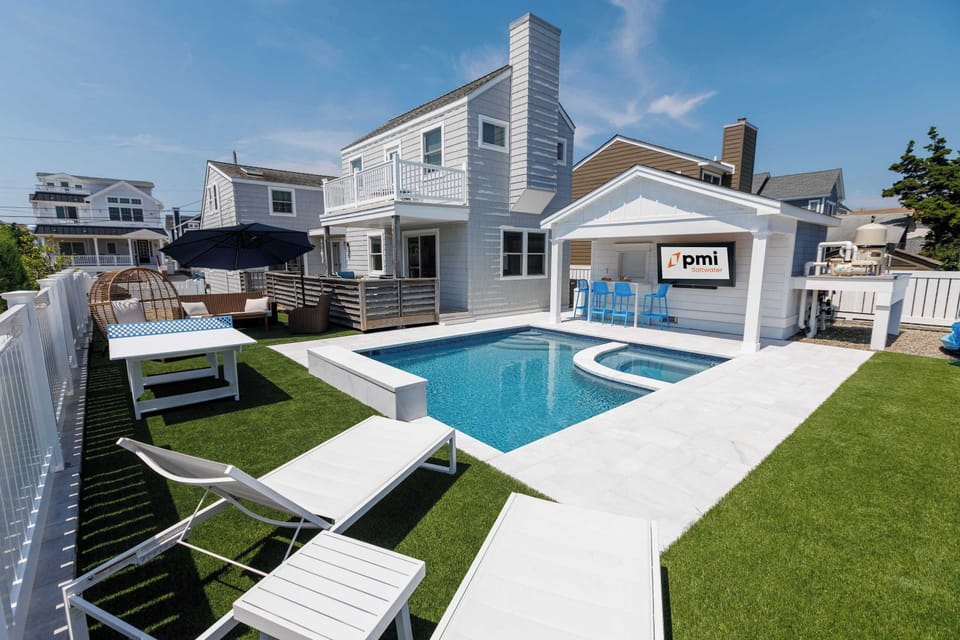 Stay in one of the Jersey Shore’s most charming and family-friendly coastal destinations.