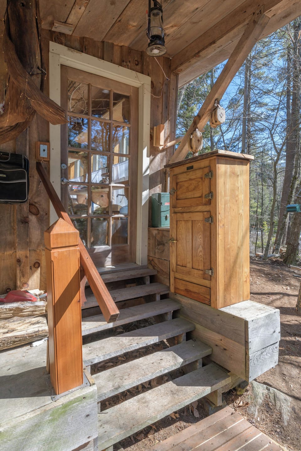 Entry. Child-sized steps :)
The outside storage of amenities.