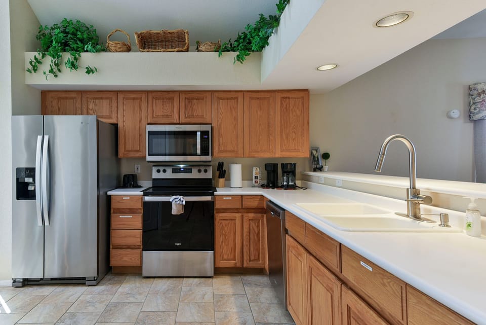Full Kitchen with Stainless Appliances