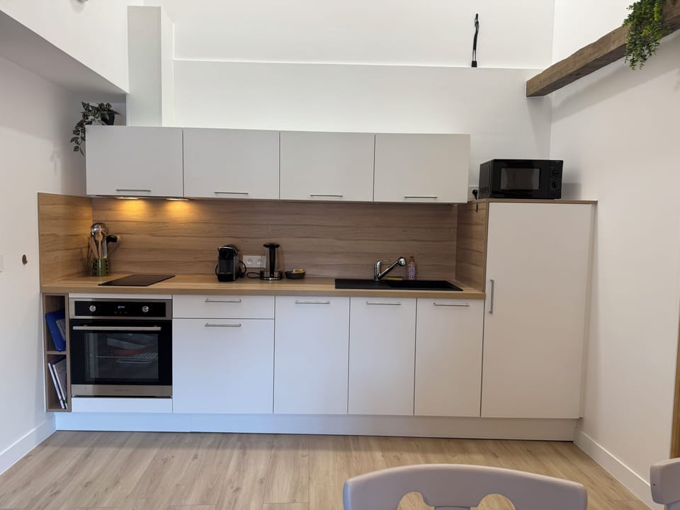 Fully equipped kitchen