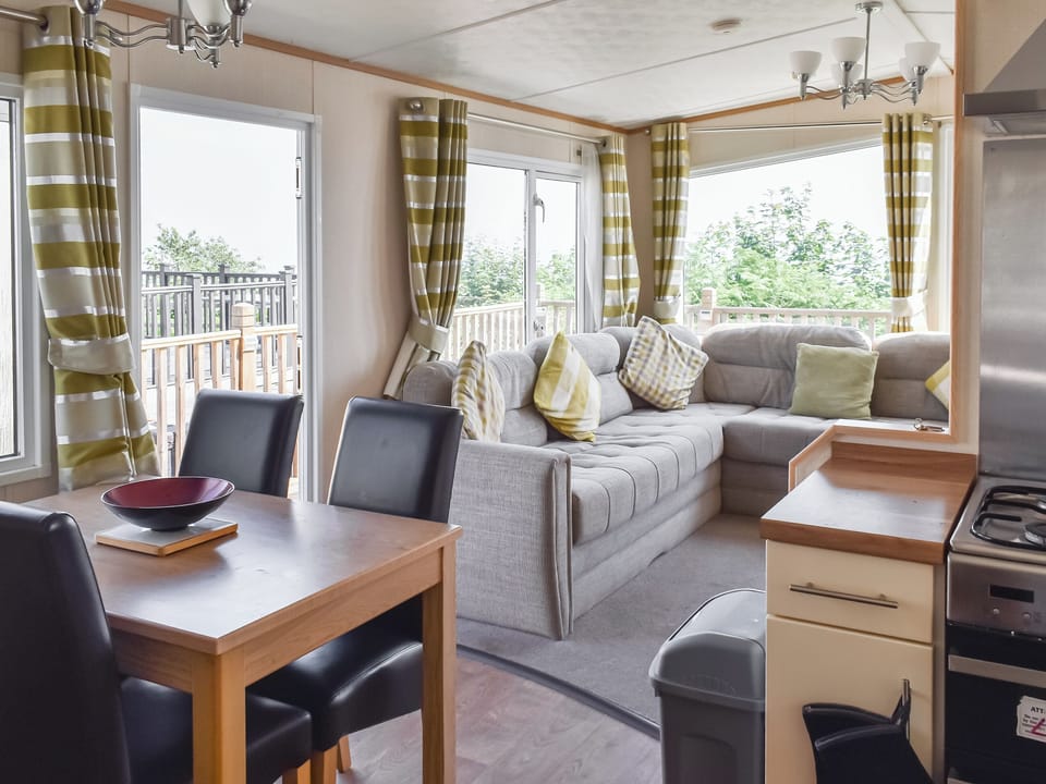 Open plan living space | Seaview Two - Sea Views, Corton