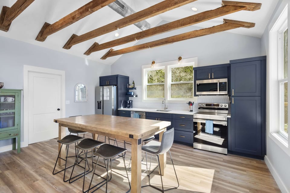 Dining Table Seating for 8
