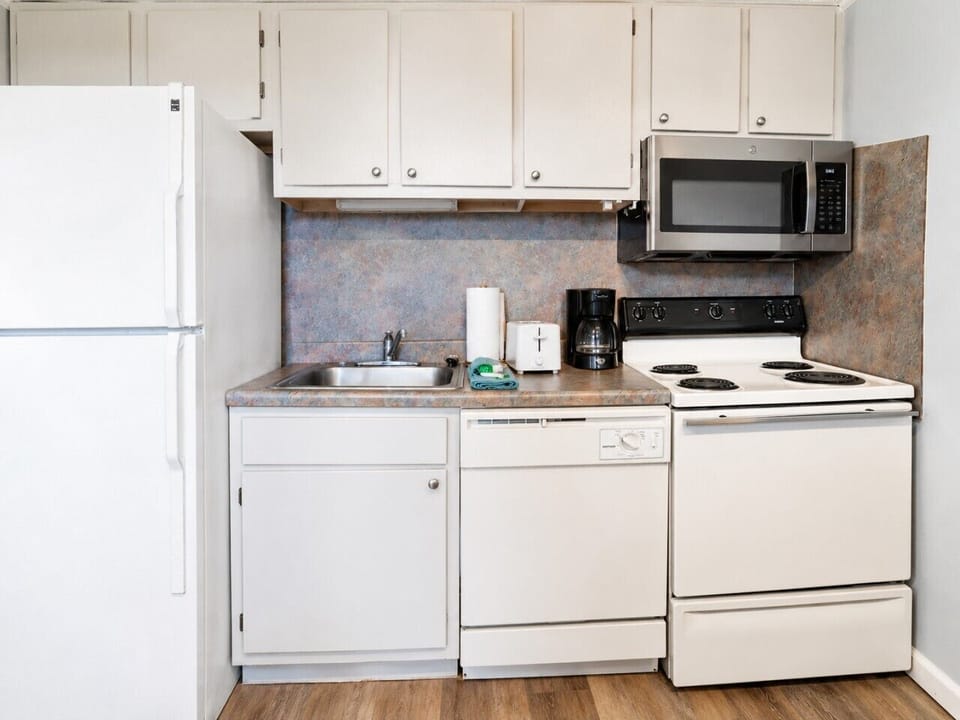 Fully-Equipped Kitchen