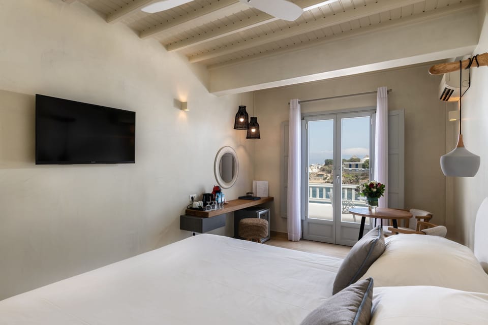 Superior Room | Minibar, in-room safe, individually furnished, desk