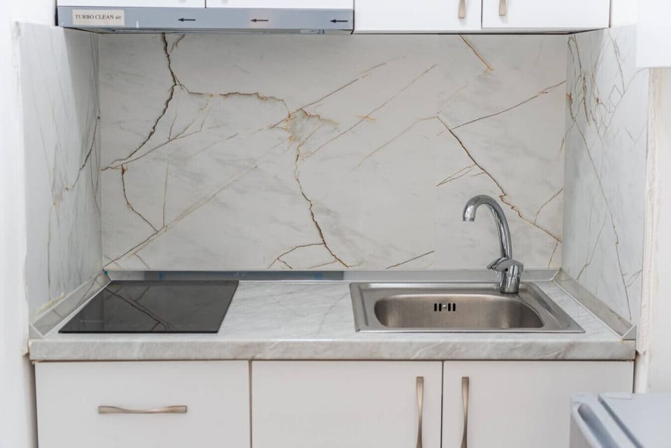 Fully-equipped kitchen details