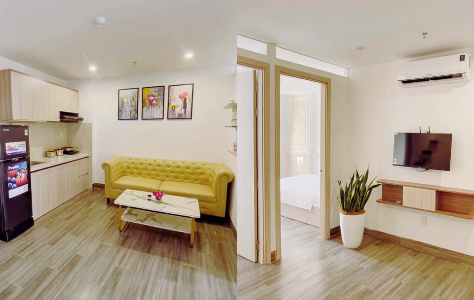 Deluxe Double Room, City View | Desk, free WiFi, bed sheets
