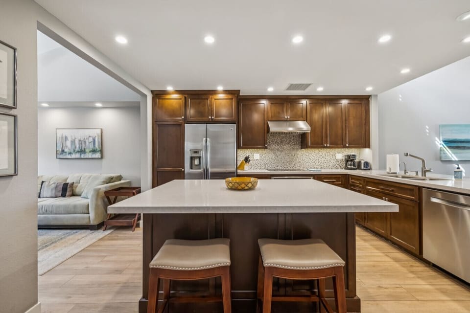 Gather around the kitchen island to prep, pour, or just hang out.