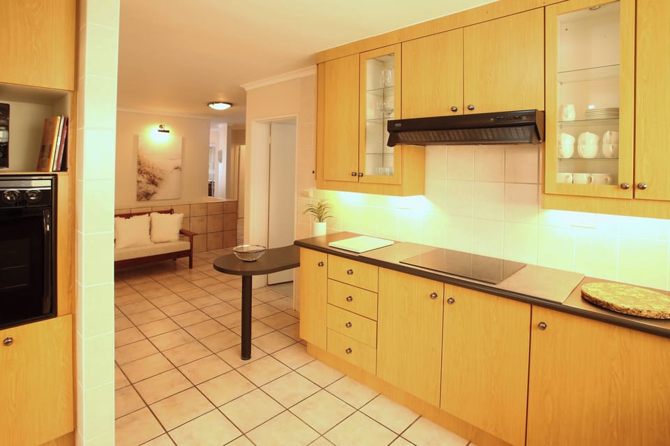 House, 3 Bedrooms, Sea View | Private kitchen