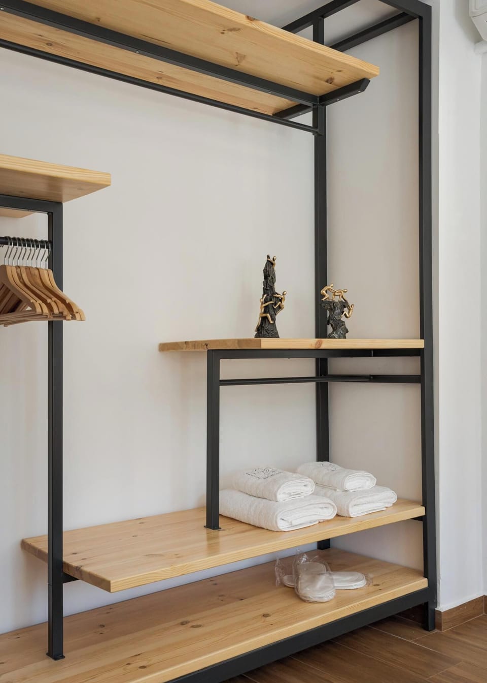 Deluxe Villa, Mountain View | Wardrobe