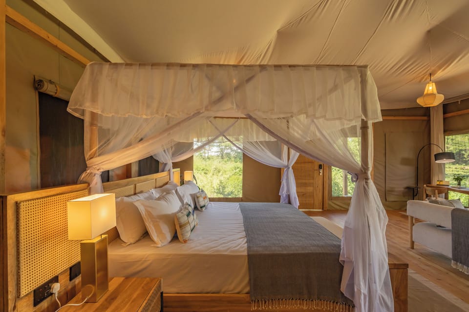 Luxury Double or Twin Room, River View | Premium bedding, Select Comfort beds, minibar (some free items)