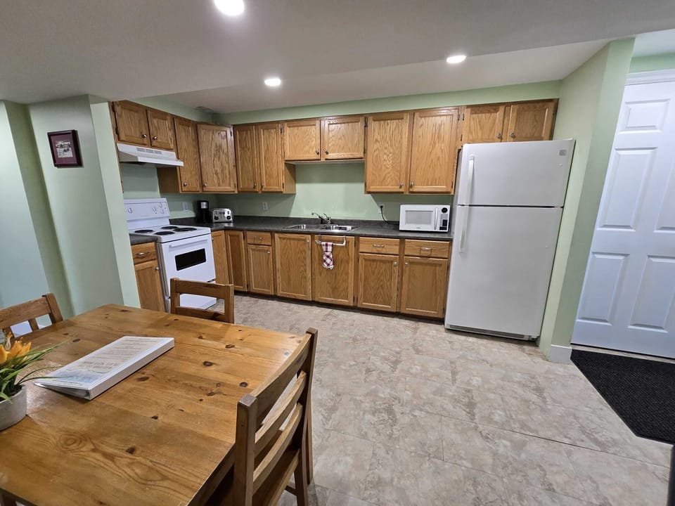 Junior Apartment, 2 Bedrooms | Premium bedding, individually furnished, desk, laptop workspace