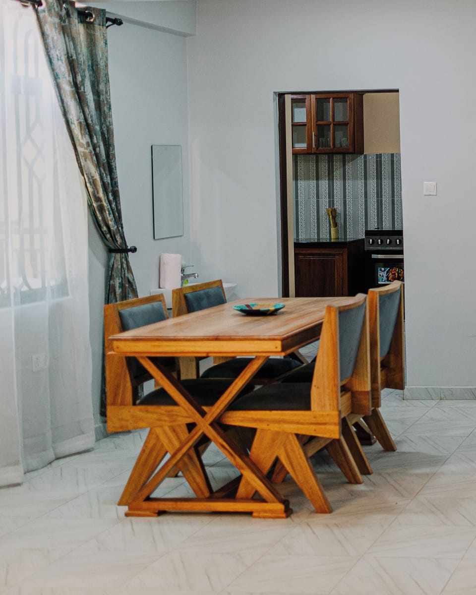 Apartment, 3 Bedrooms, Non Smoking, Kitchen | Living area