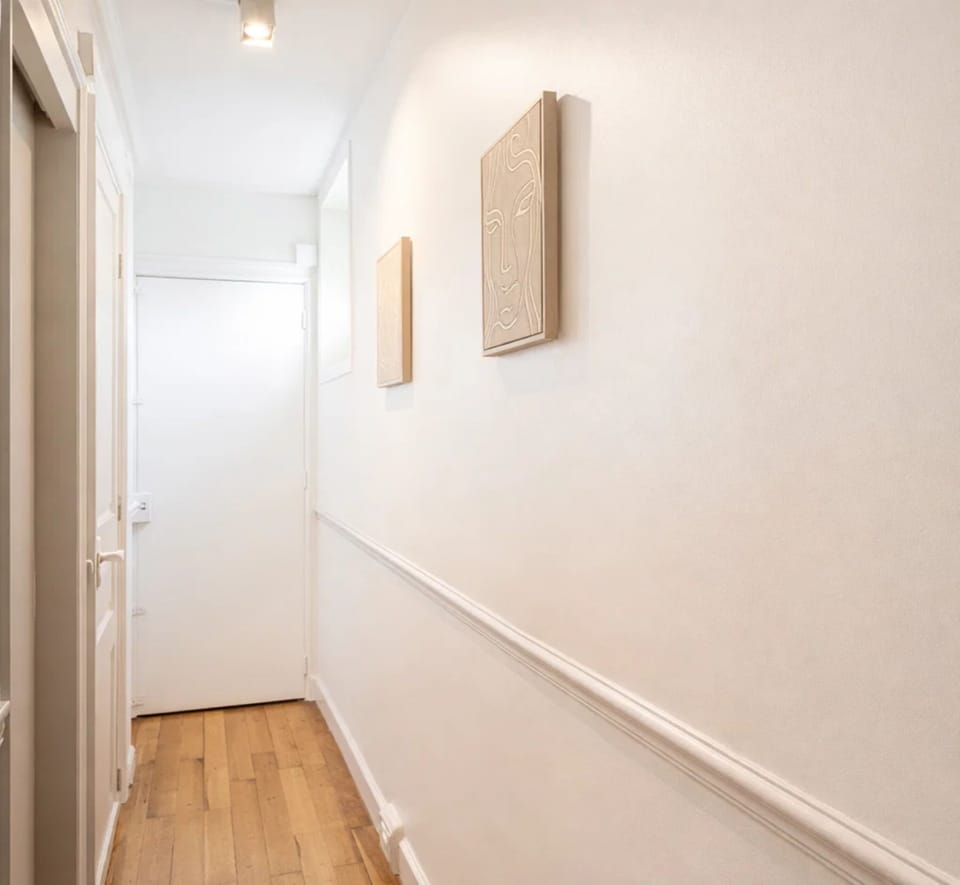 Deluxe Apartment, Courtyard View | Living area | 80-cm Smart TV with digital channels