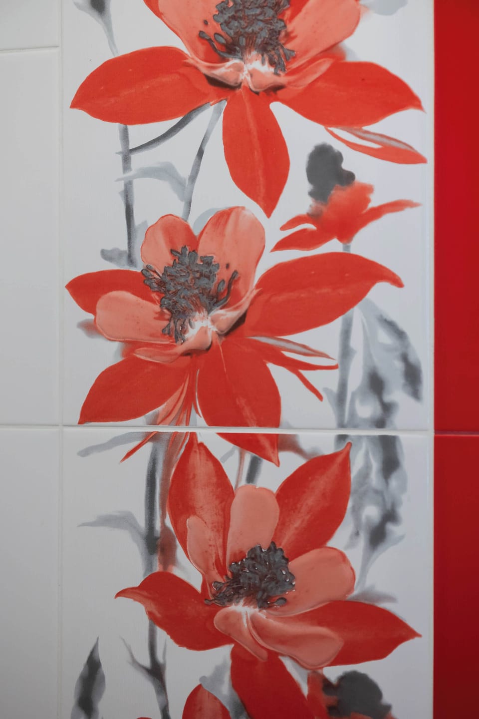 Decorative details in the apartment. 