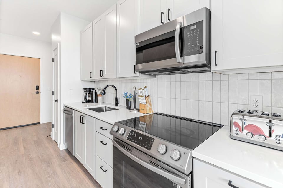 Full Kitchen