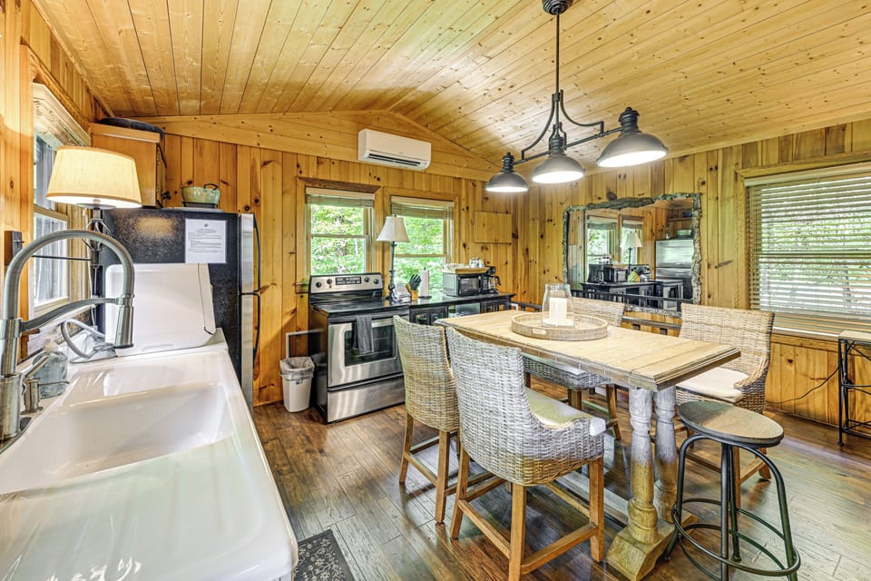 Dining Area | Main Floor | Dishware/Flatware
