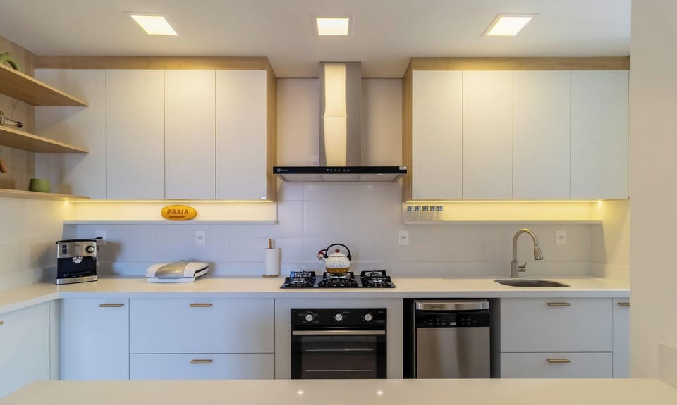Apartment | Private kitchen | Cookware/dishes/utensils