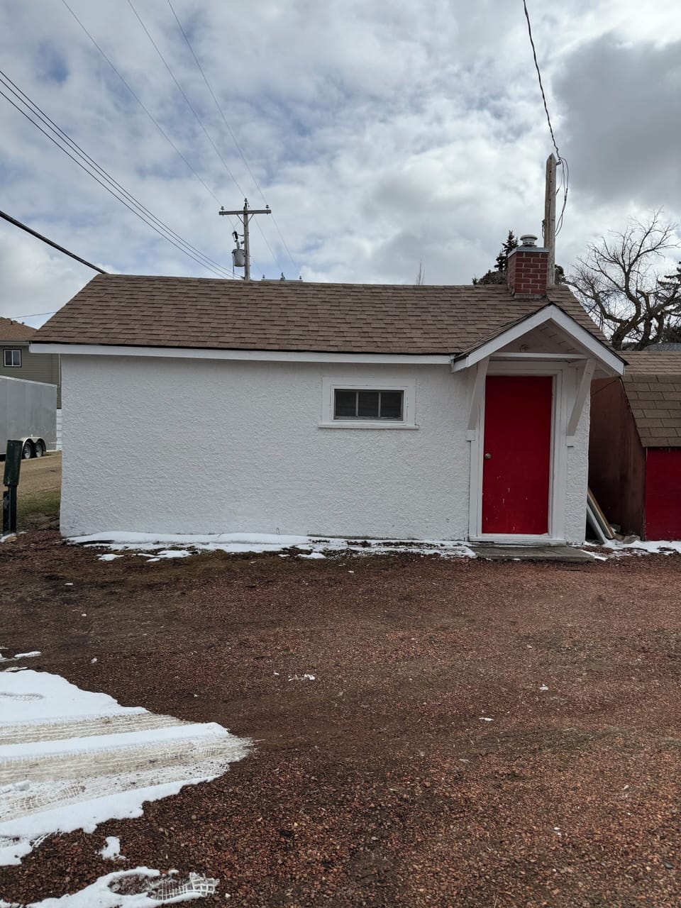 Bunk house available for additional fee per stay. Sleeps 5