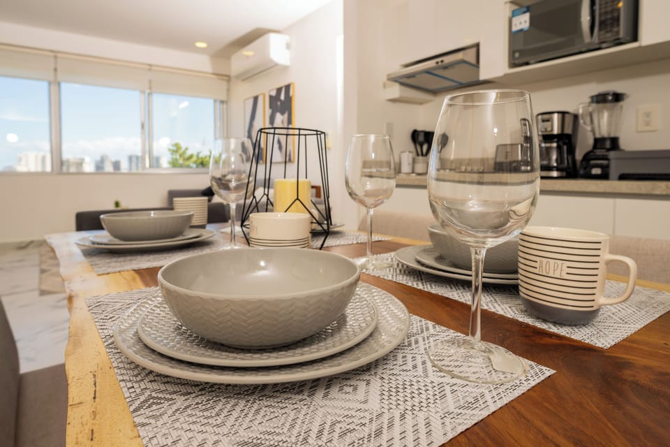 Comfort Apartment, 2 Bedrooms, City View (401) | Private kitchen | Full-size fridge, microwave, stovetop, coffee/tea maker