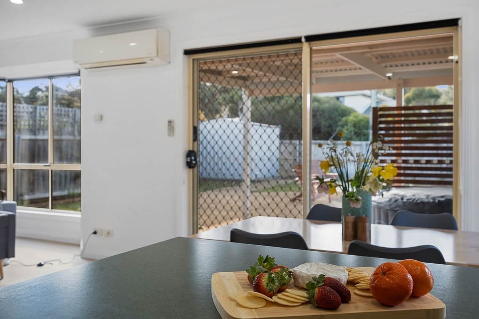 Casual dining area for shared meals and simple gatherings.