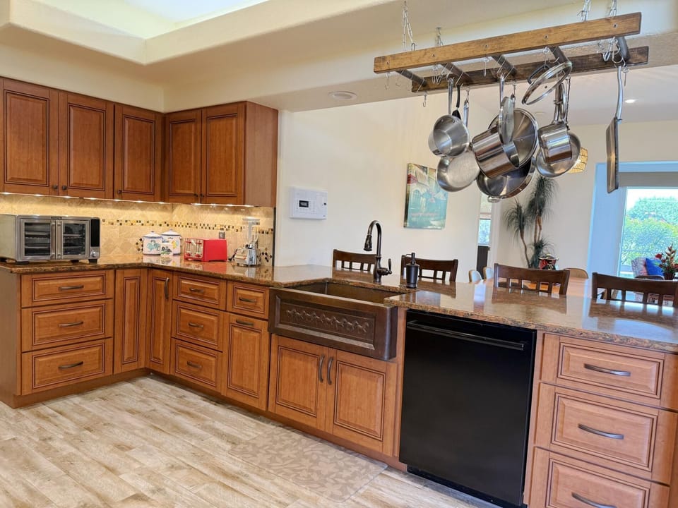 Golf & Gulf – Pool Home Near Beach w/ Cart (3445)