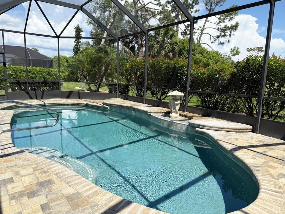 Golf & Gulf – Pool Home Near Beach w/ Cart (3439)