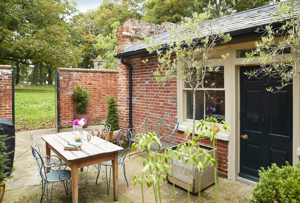 Private courtyard garden