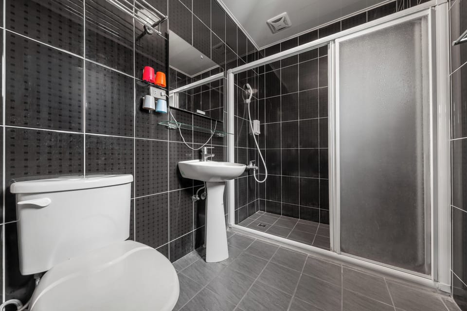 Japanese-style Room | Bathroom | Shower, hair dryer, slippers, shampoo