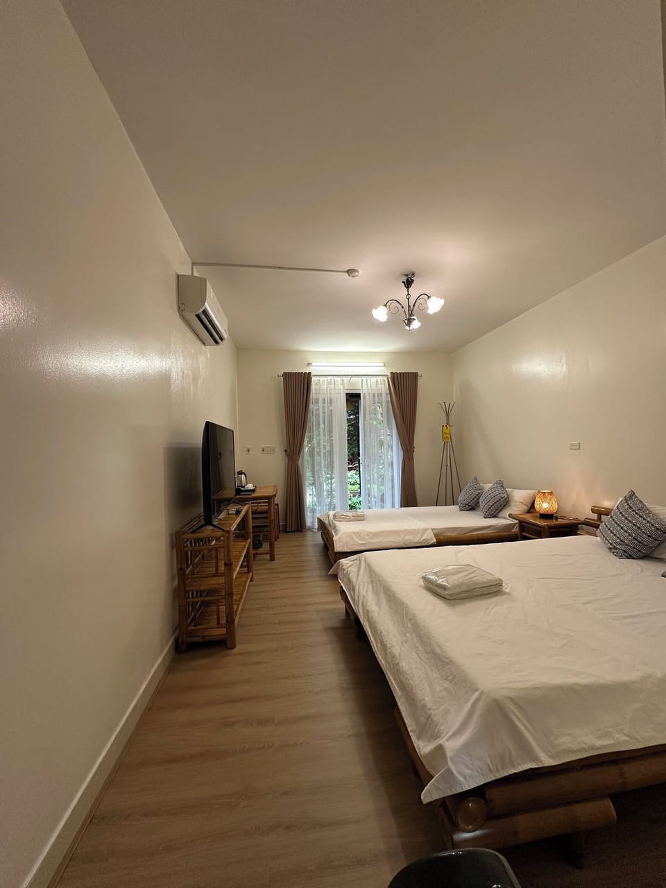 Family Room, Garden View | Soundproofing, free WiFi, bed sheets