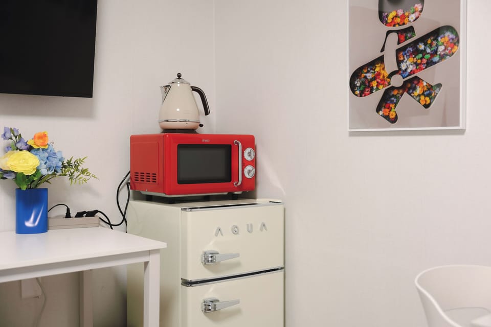 Stay - Free OTTs Included | Soundproofing, free WiFi