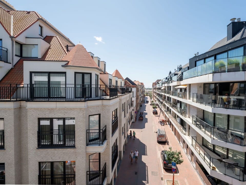 Urban Area, Neighbourhood, Urban Design, Metropolitan Area, Apartment, Mixed-Use, Suburb, Parking, Balcony, Town Square