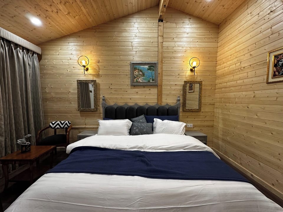 Premium Double Room, Mountain View | Desk, laptop workspace, WiFi (free)