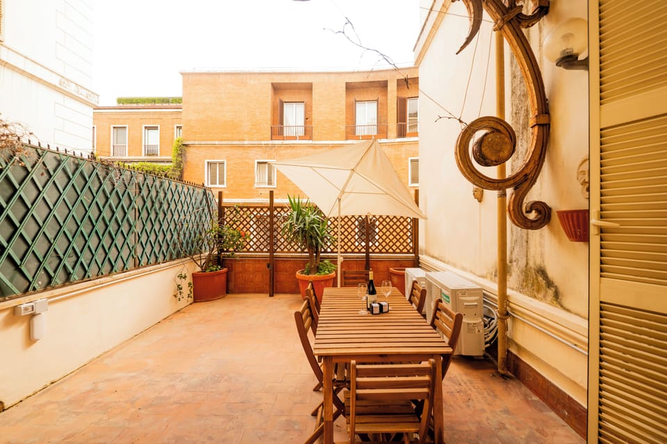 Deluxe Apartment | Terrace/patio