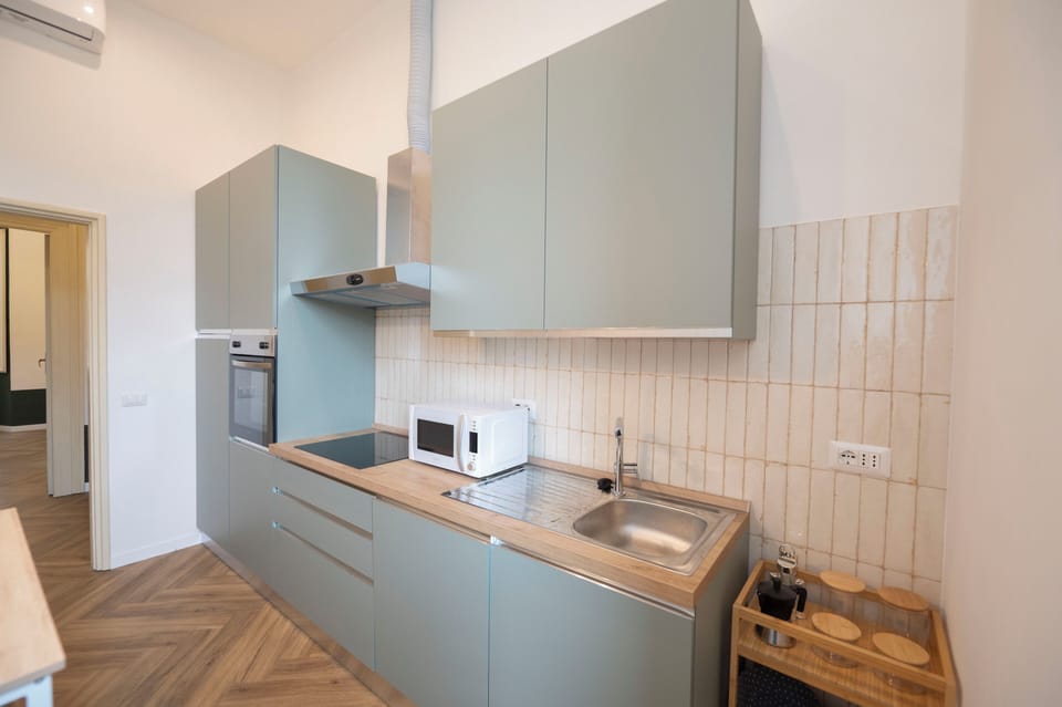 Deluxe Apartment | Private kitchen