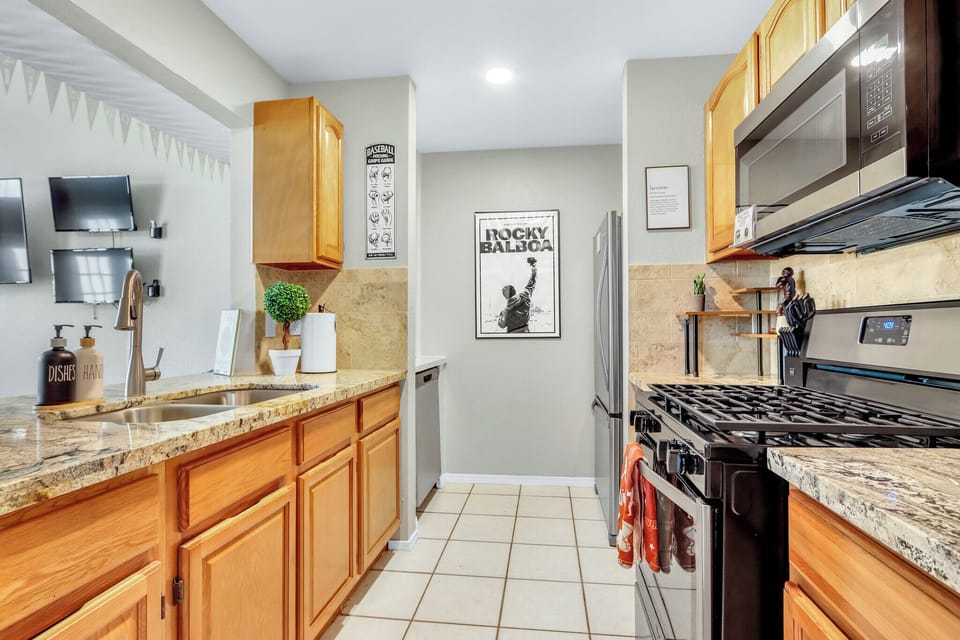 Full kitchen to make apps for all of your sports watching