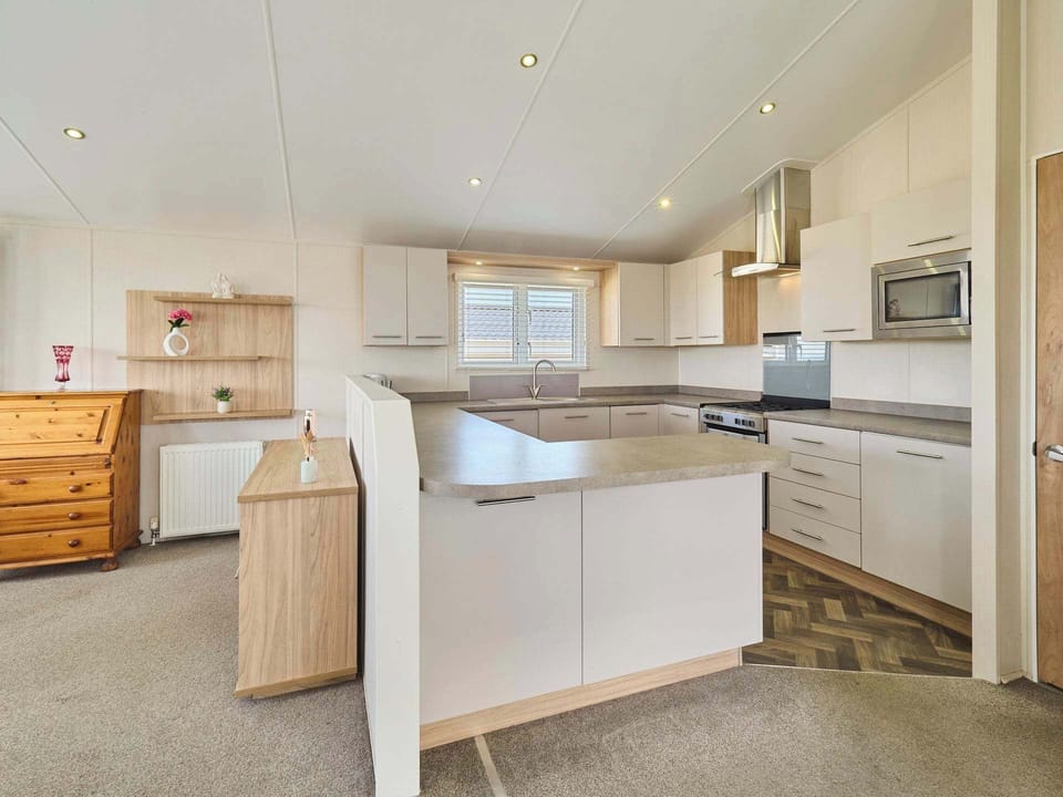 Clearwater Willey Lodge, Leysdown-on-Sea - Host & Stay
